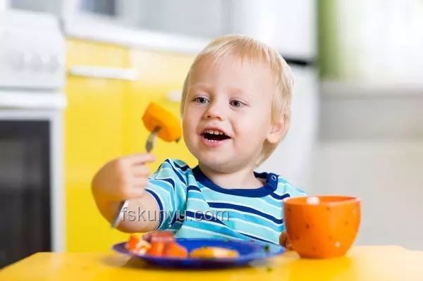 幼儿园放假跳绳速成指南：让孩子轻松学会跳绳